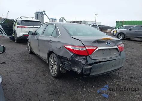 2016 Toyota Camry Hybrid Le z USA, uszkodzony, nr VIN 4T1BD1FK1GU183791